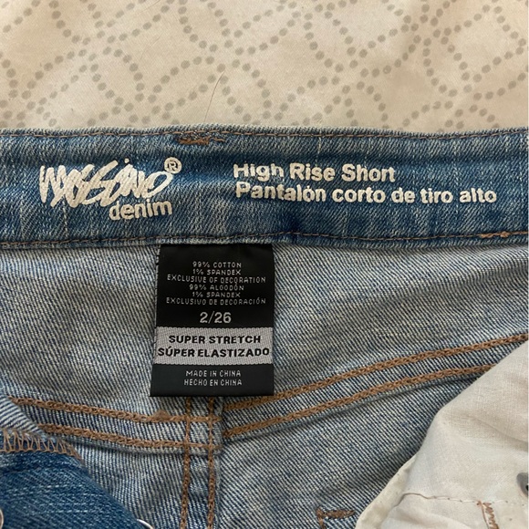 Mossimo Stretchy denim shorts - Picture 3 of 3